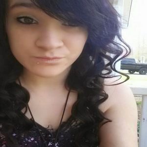 Meet your Posher, Emmilyn